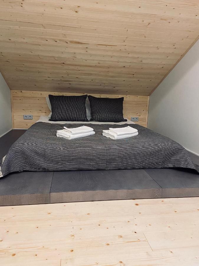Roze Guest Houses Sklandas Bernāti Exteriér fotografie