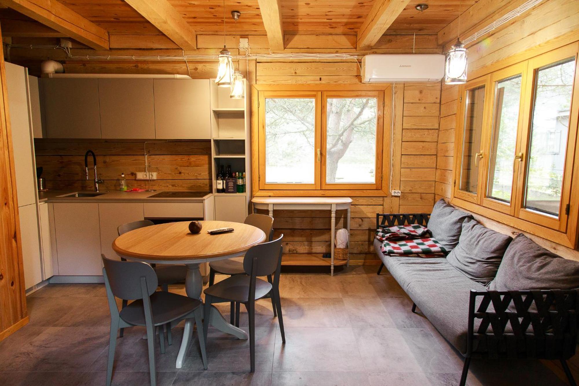 Roze Guest Houses Sklandas Bernāti Exteriér fotografie