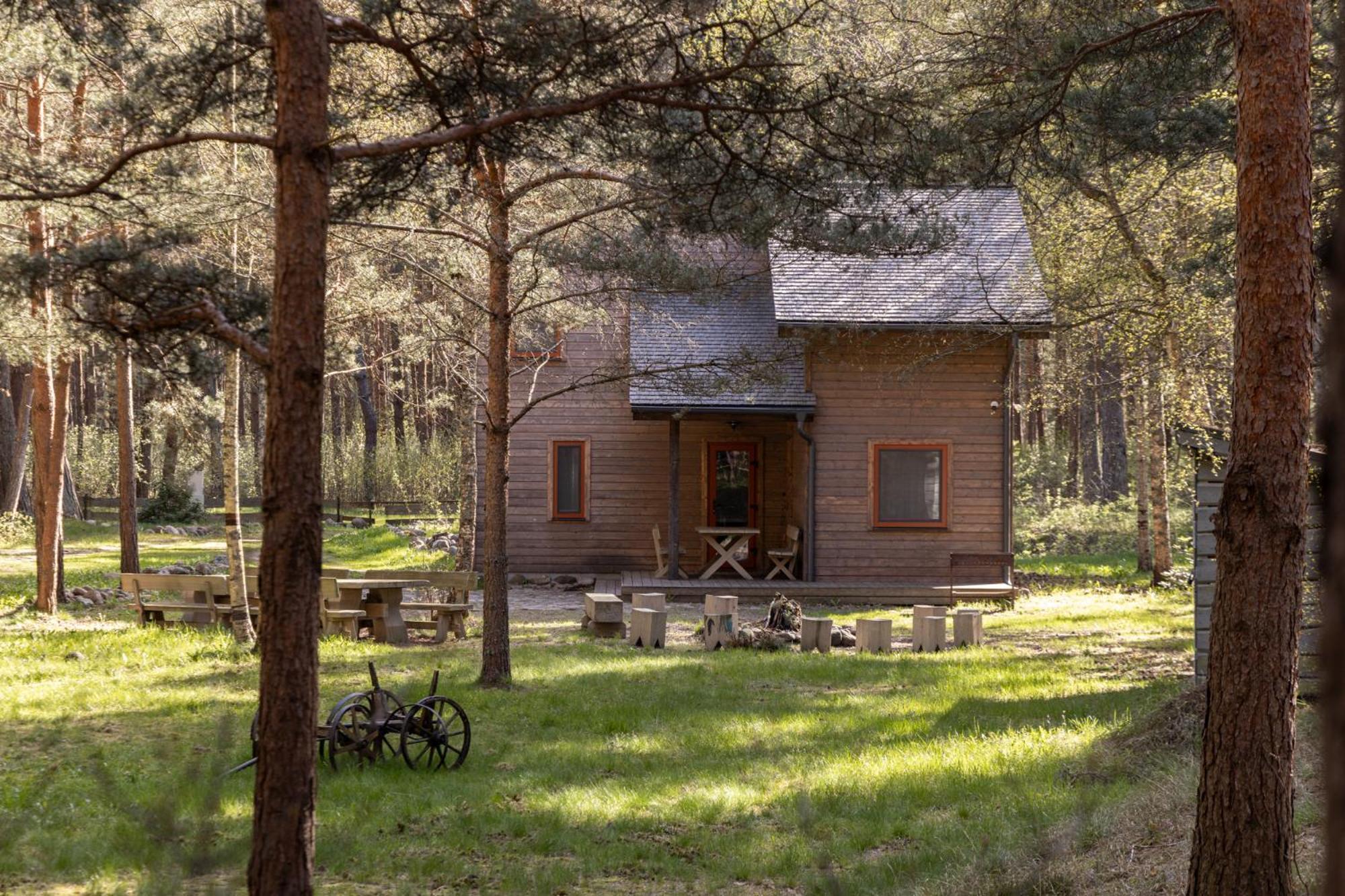 Roze Guest Houses Sklandas Bernāti Exteriér fotografie
